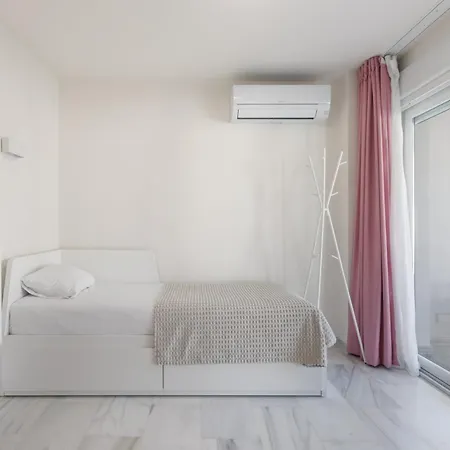 Вилла Luxurious And Modern Family *