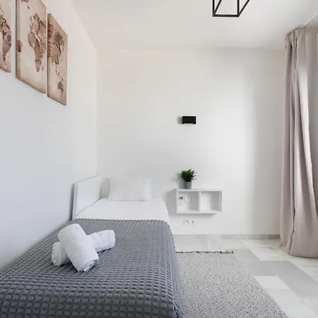 Luxurious And Modern Family *